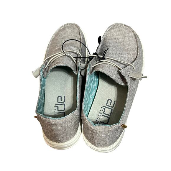 NWT Hey Dude women’s Chambray slip on loafers sz 11 casual classy lightweight - Picture 5 of 6
